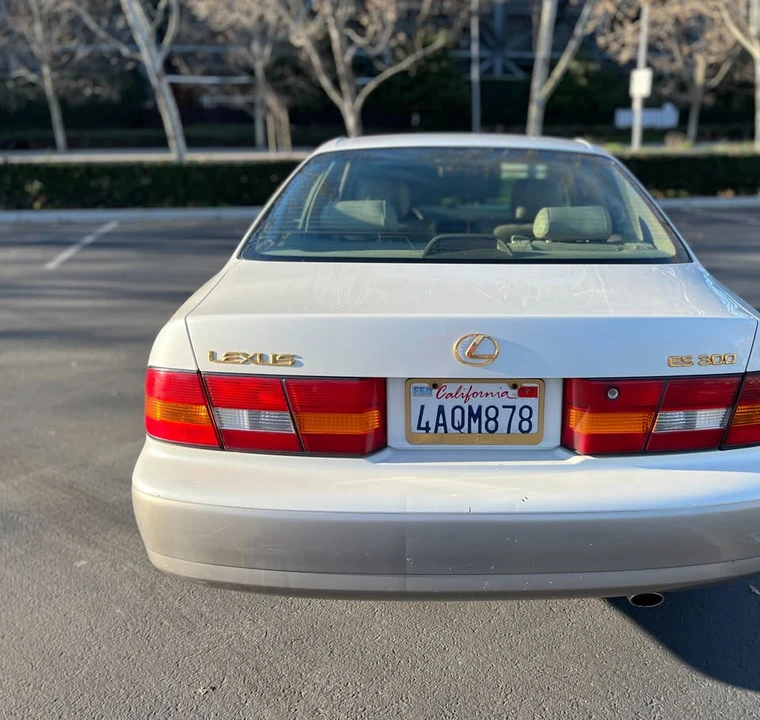 1998 Lexus ES 3rd Gen - Image 4 of 20