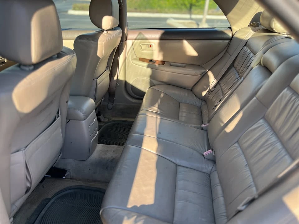 1998 Lexus ES 3rd Gen - Image 10 of 20