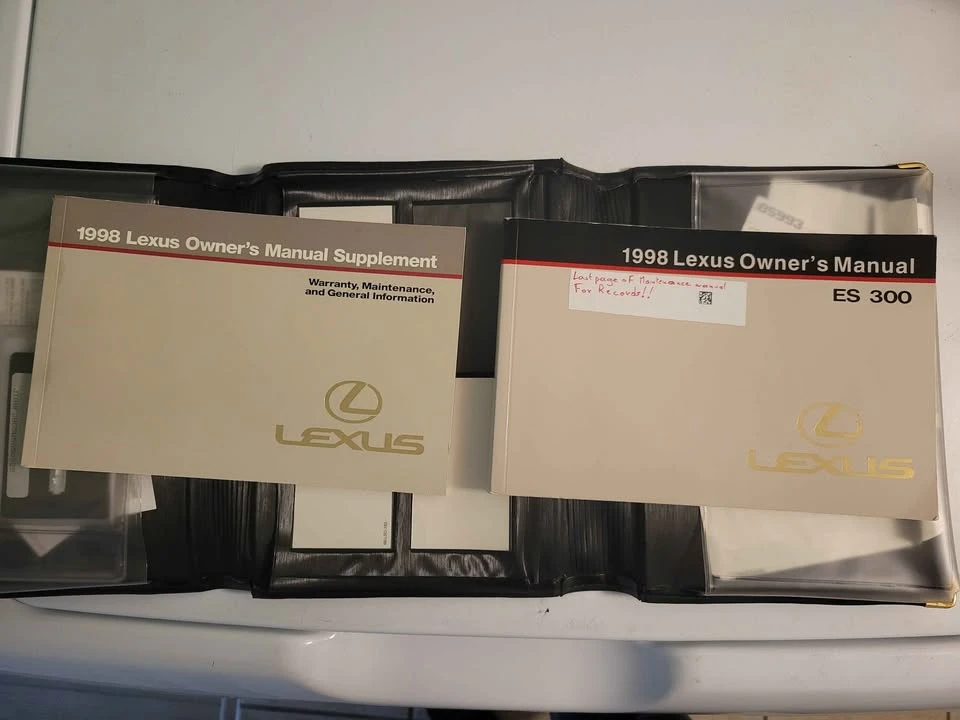 1998 Lexus ES 3rd Gen - Image 18 of 18