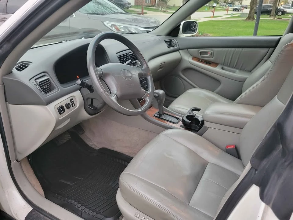 1998 Lexus ES 3rd Gen - Image 3 of 18