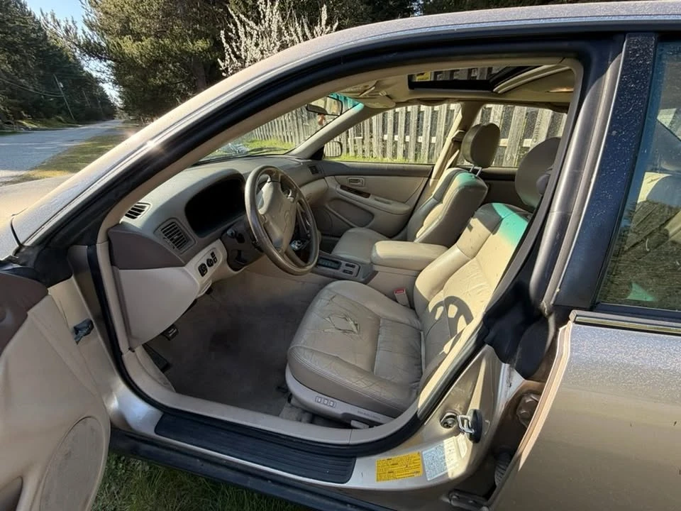 1998 Lexus ES 3rd Gen - Image 4 of 4