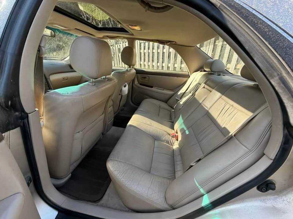1998 Lexus ES 3rd Gen - Image 3 of 4