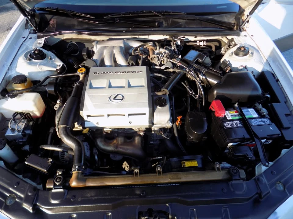 1998 Lexus ES 3rd Gen - Image 17 of 18