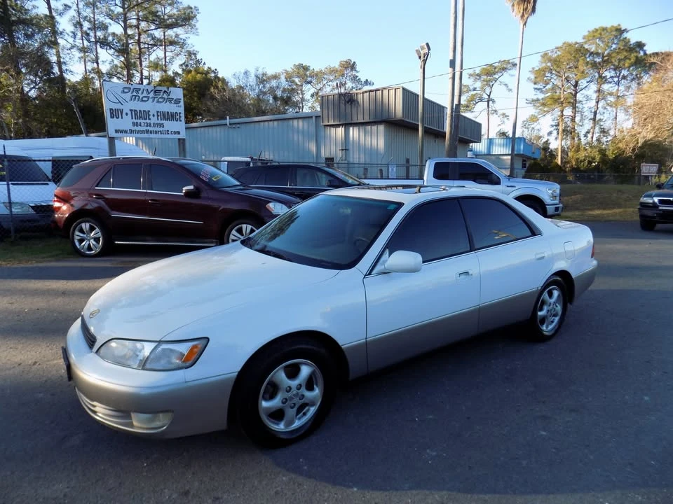 1998 Lexus ES 3rd Gen - Image 18 of 18