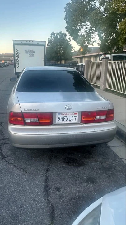 1998 Lexus ES 3rd Gen - Image 3 of 7