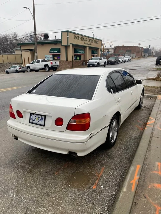 1998 Lexus GS 2nd Gen - Image 4 of 4
