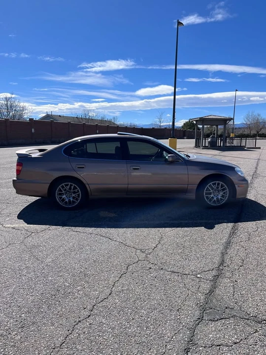 1998 Lexus GS 2nd Gen - Image 2 of 11