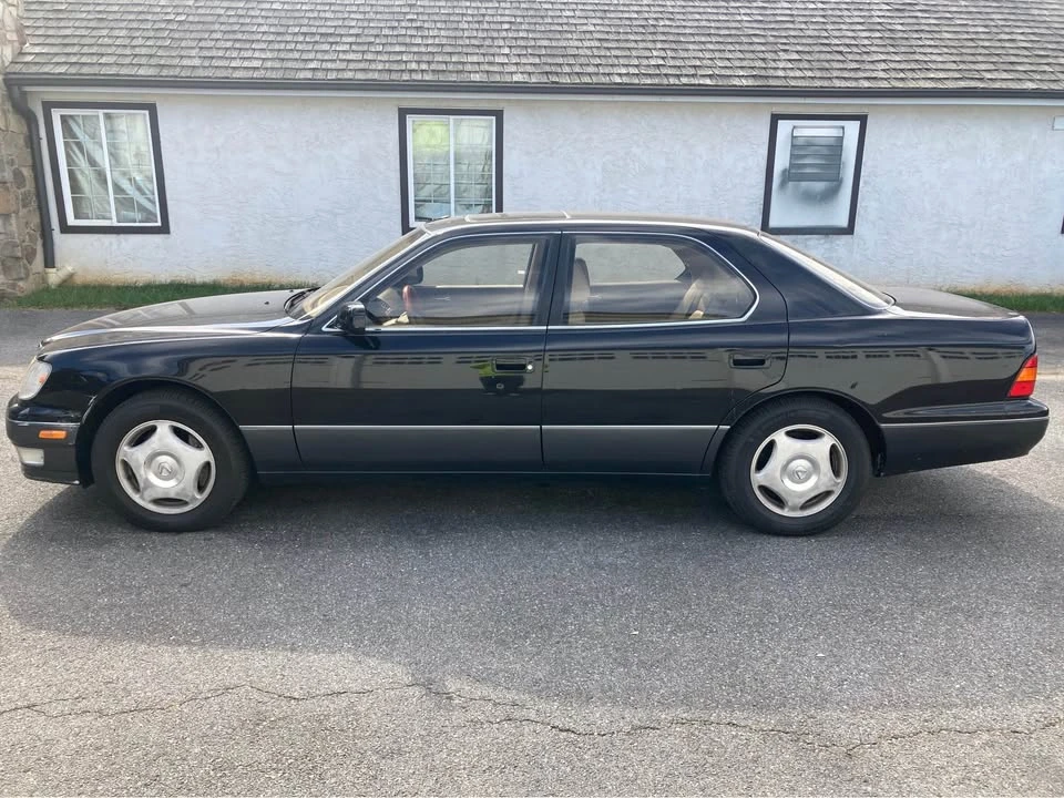 1998 Lexus LS 2nd Gen - Image 2 of 14