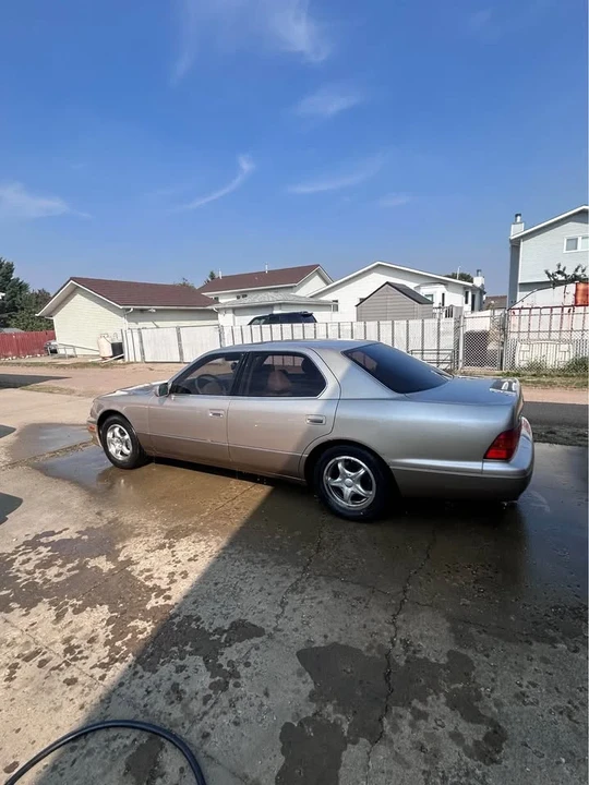 1998 Lexus LS 2nd Gen - Image 6 of 10