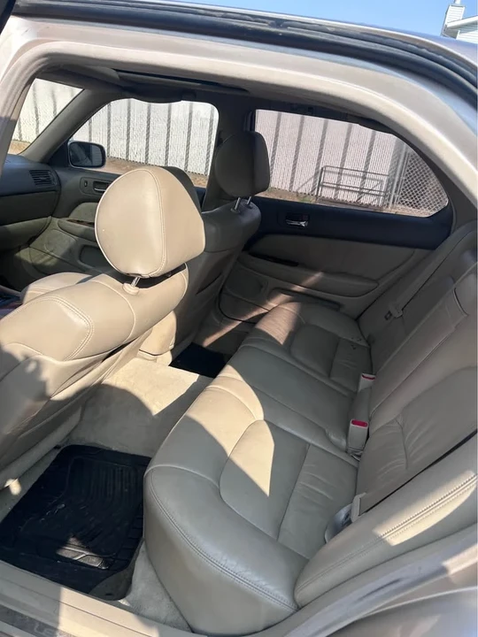 1998 Lexus LS 2nd Gen - Image 7 of 10
