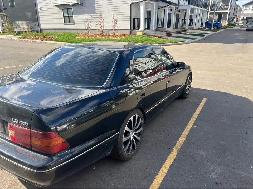 1998 Lexus LS 2nd Gen - Image 3 of 10