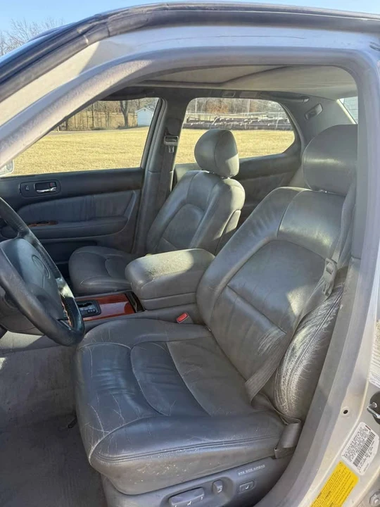 1998 Lexus LS 2nd Gen - Image 9 of 19