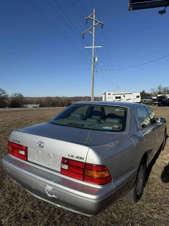 1998 Lexus LS 2nd Gen - Image 5 of 19