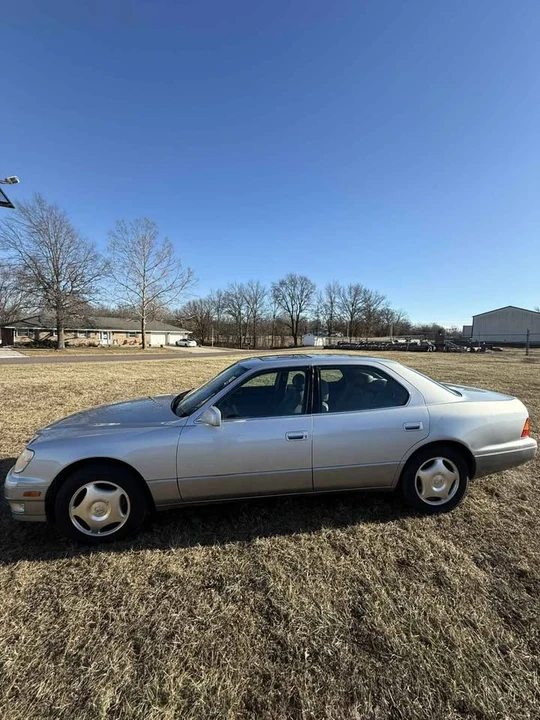 1998 Lexus LS 2nd Gen - Image 4 of 19