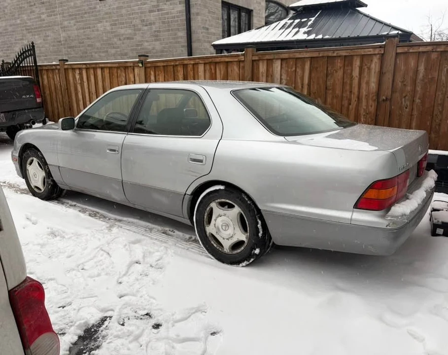 1998 Lexus LS 2nd Gen - Image 4 of 8