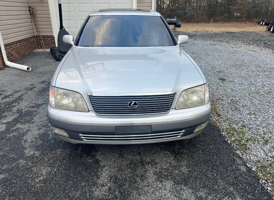 1998 Lexus LS 2nd Gen - Image 3 of 3