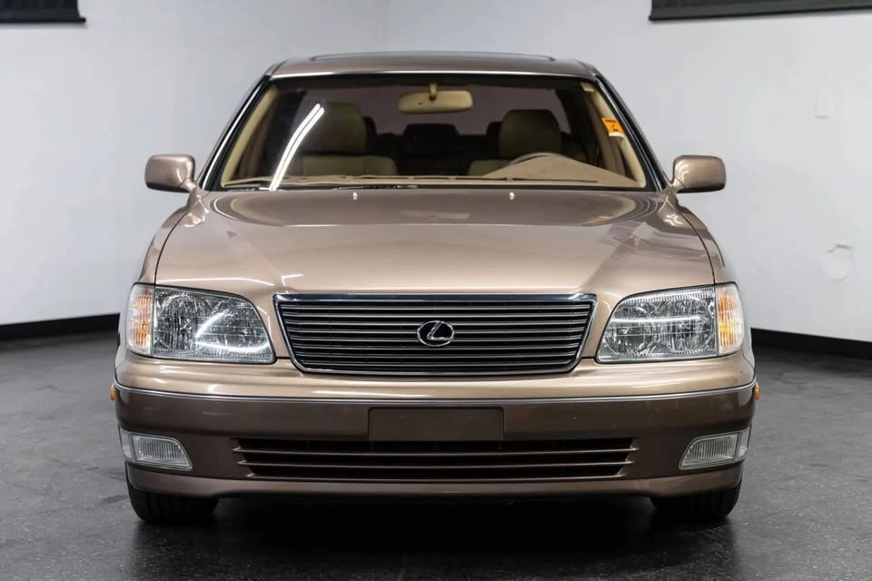1998 Lexus LS 2nd Gen - Image 3 of 20
