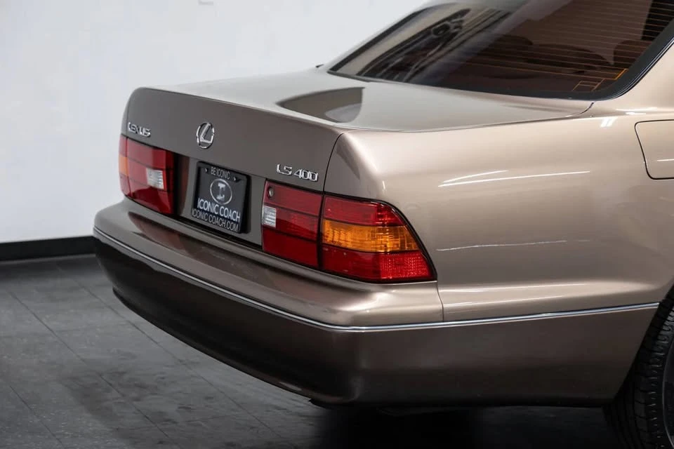 1998 Lexus LS 2nd Gen - Image 19 of 20