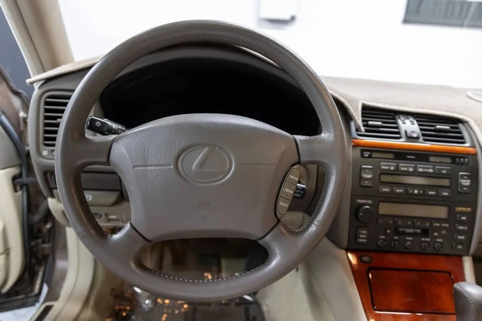 1998 Lexus LS 2nd Gen - Image 13 of 20