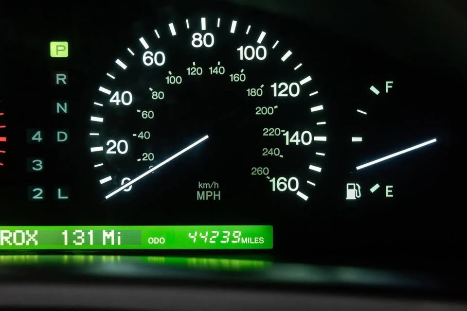 1998 Lexus LS 2nd Gen - Image 15 of 20