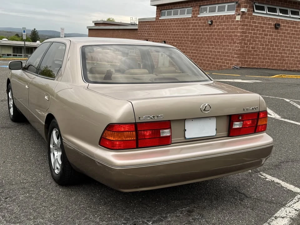 1998 Lexus LS 2nd Gen - Image 15 of 21