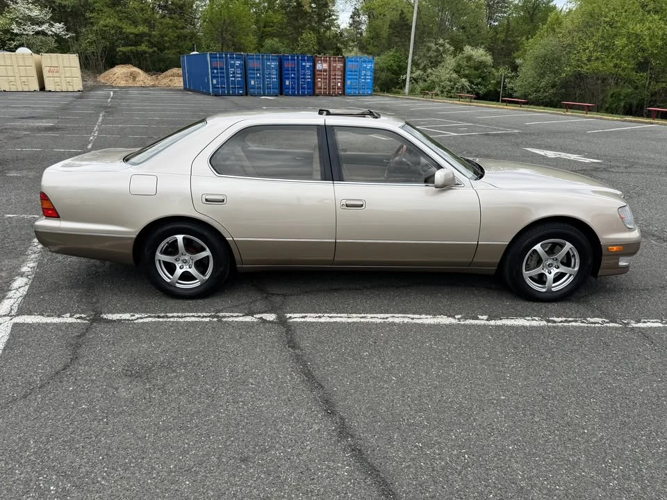 1998 Lexus LS 2nd Gen - Image 9 of 21