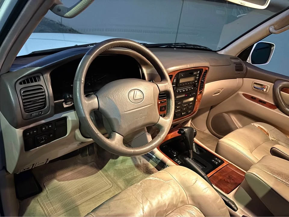 1998 Lexus LX 2nd Gen - Image 10 of 16