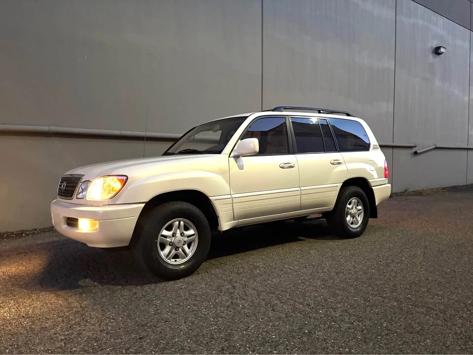 1998 Lexus LX 2nd Gen - Image 5 of 16