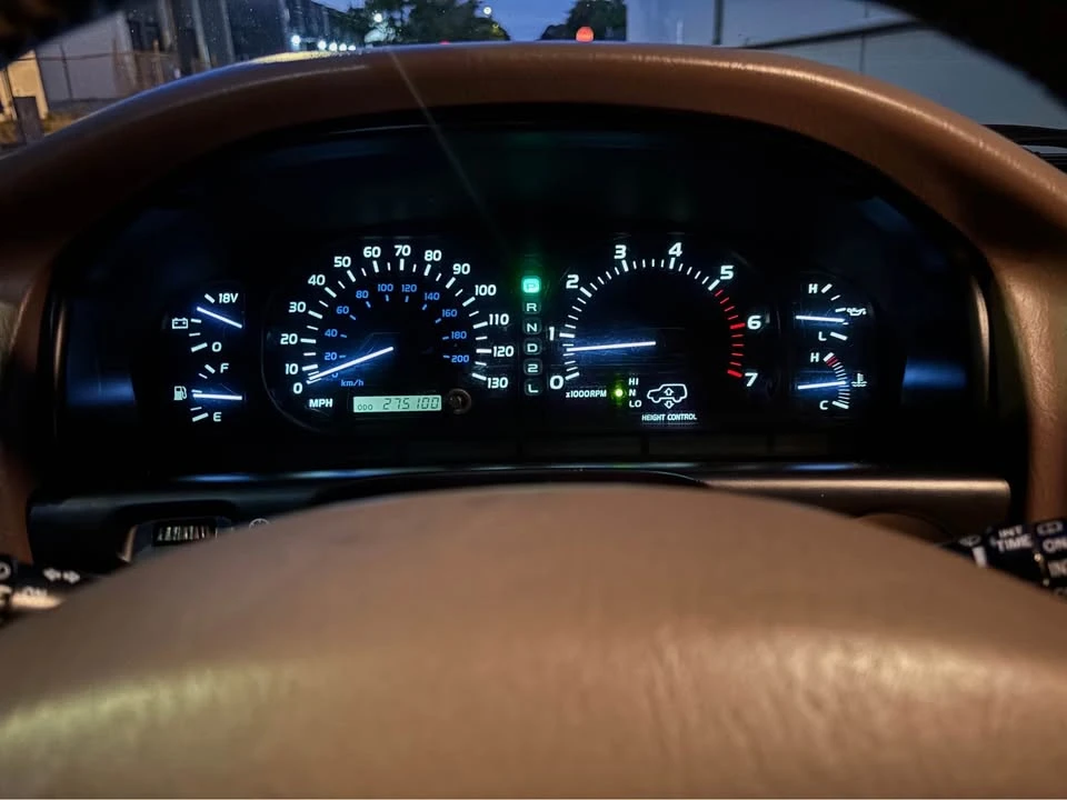 1998 Lexus LX 2nd Gen - Image 14 of 16