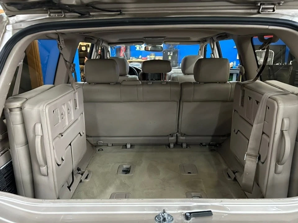 1998 Lexus LX 2nd Gen - Image 17 of 19