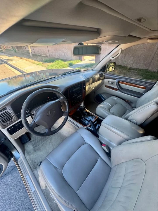 1998 Lexus LX 2nd Gen - Image 9 of 17