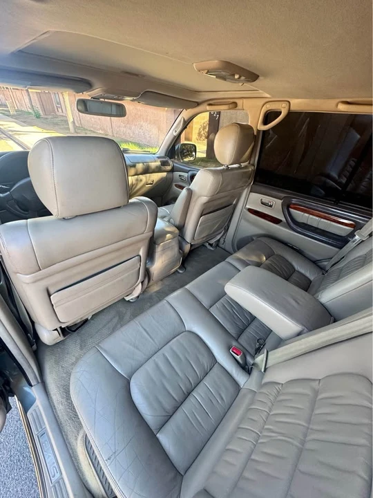 1998 Lexus LX 2nd Gen - Image 10 of 17