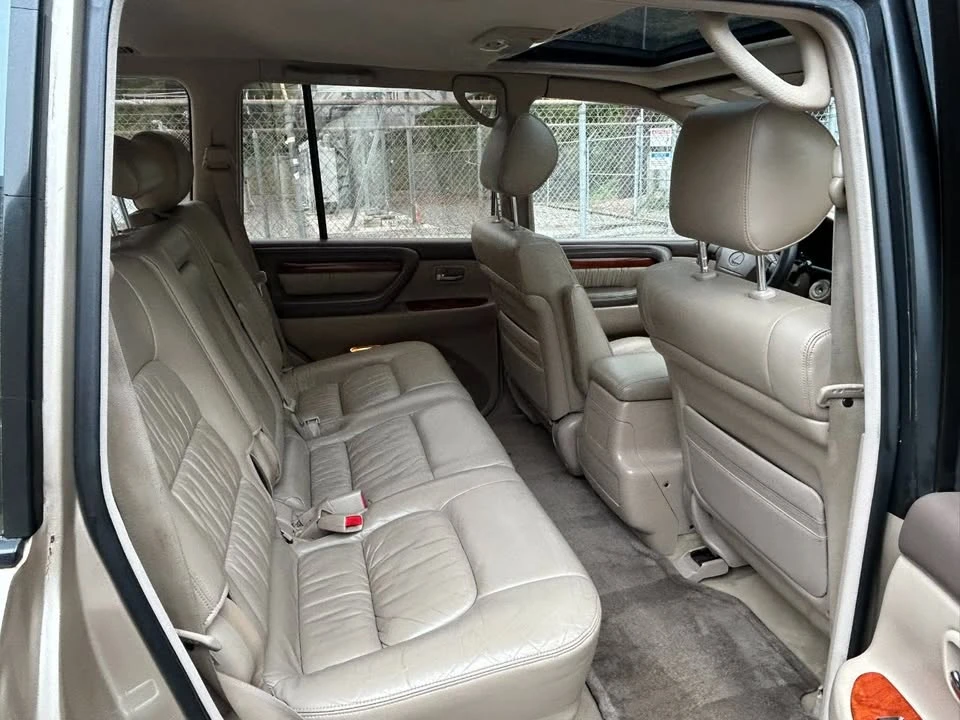 1998 Lexus LX 2nd Gen - Image 15 of 20