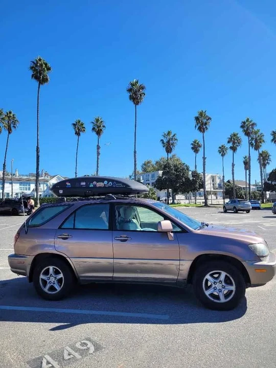 1998 Lexus RX 1st Gen - Image 2 of 8