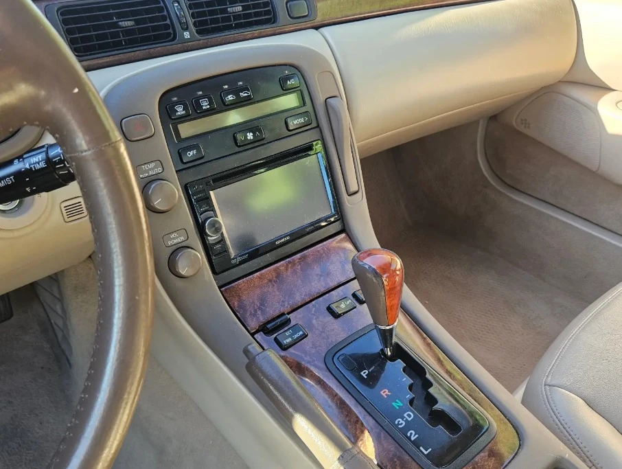 1998 Lexus SC400 - Image 6 of 13