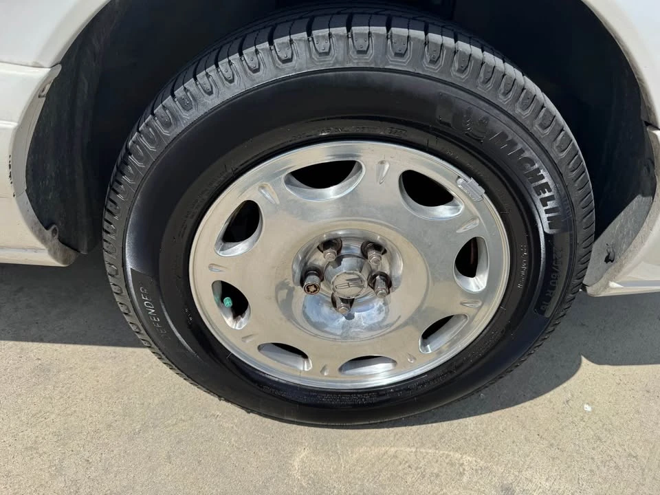 1998 Lincoln Continental 9th Gen - Image 5 of 10