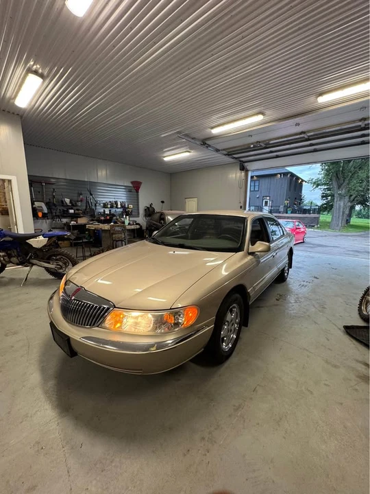 1998 Lincoln Continental 9th Gen - Image 3 of 20