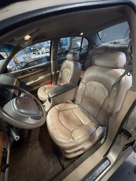 1998 Lincoln Continental 9th Gen - Image 12 of 20