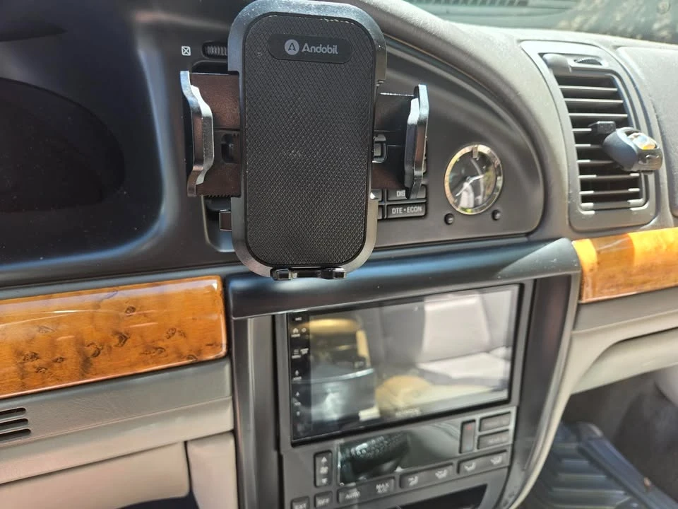 1998 Lincoln Continental 9th Gen - Image 7 of 10