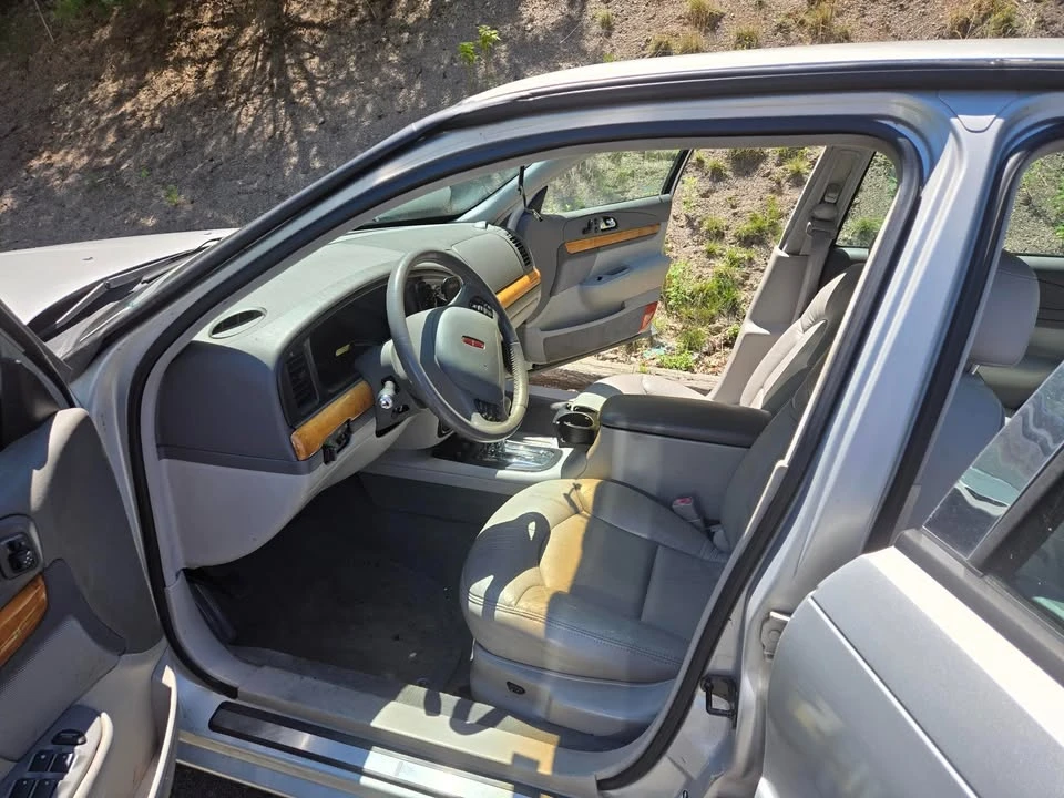 1998 Lincoln Continental 9th Gen - Image 5 of 10