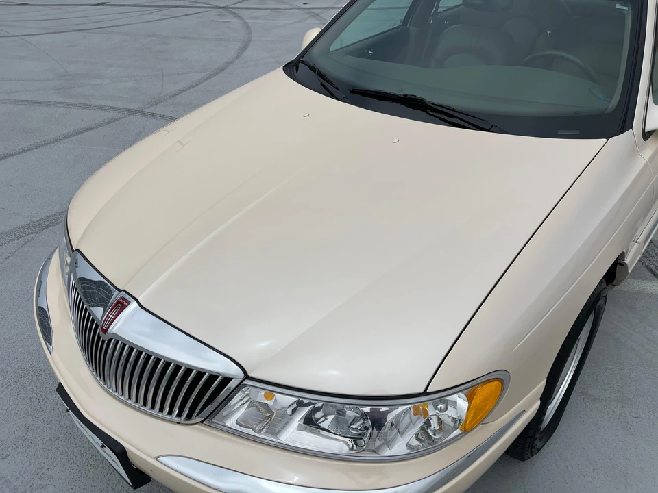 1998 Lincoln Continental 9th Gen - Image 19 of 31