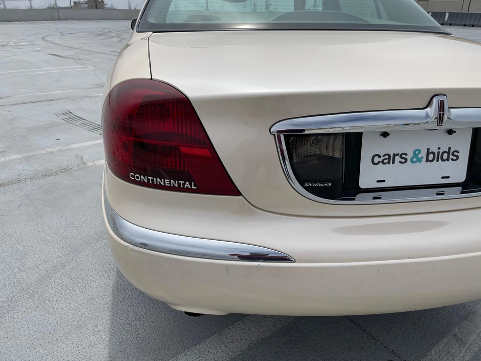 1998 Lincoln Continental 9th Gen - Image 28 of 31