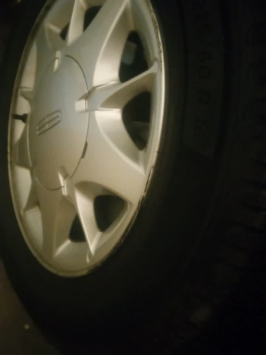 1998 Lincoln Continental 9th Gen - Image 7 of 13