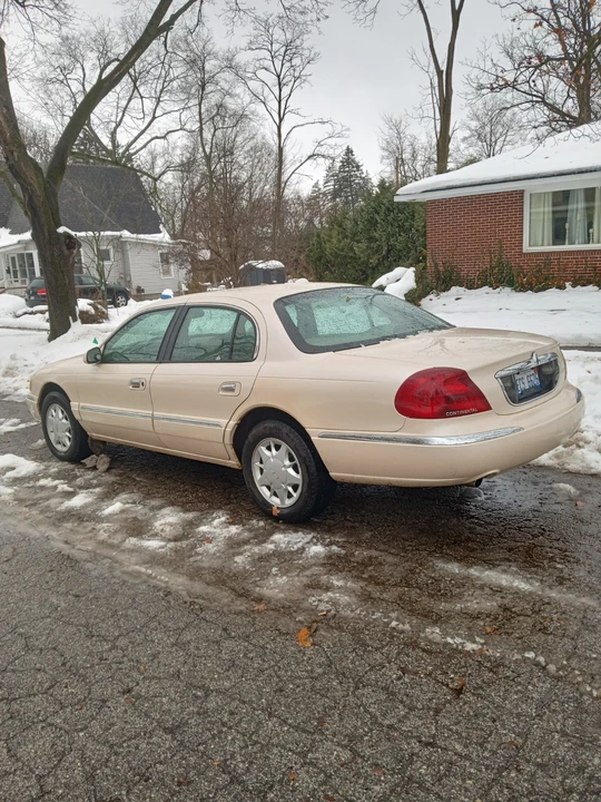 1998 Lincoln Continental 9th Gen - Image 3 of 13