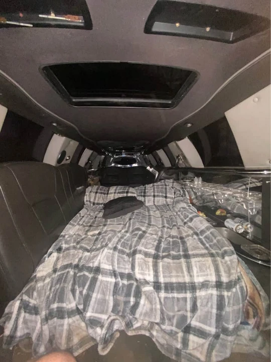 1998 Lincoln Continental 9th Gen - Image 8 of 9