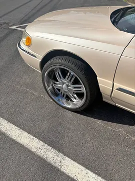 1998 Lincoln Continental Executive Sedan 4D