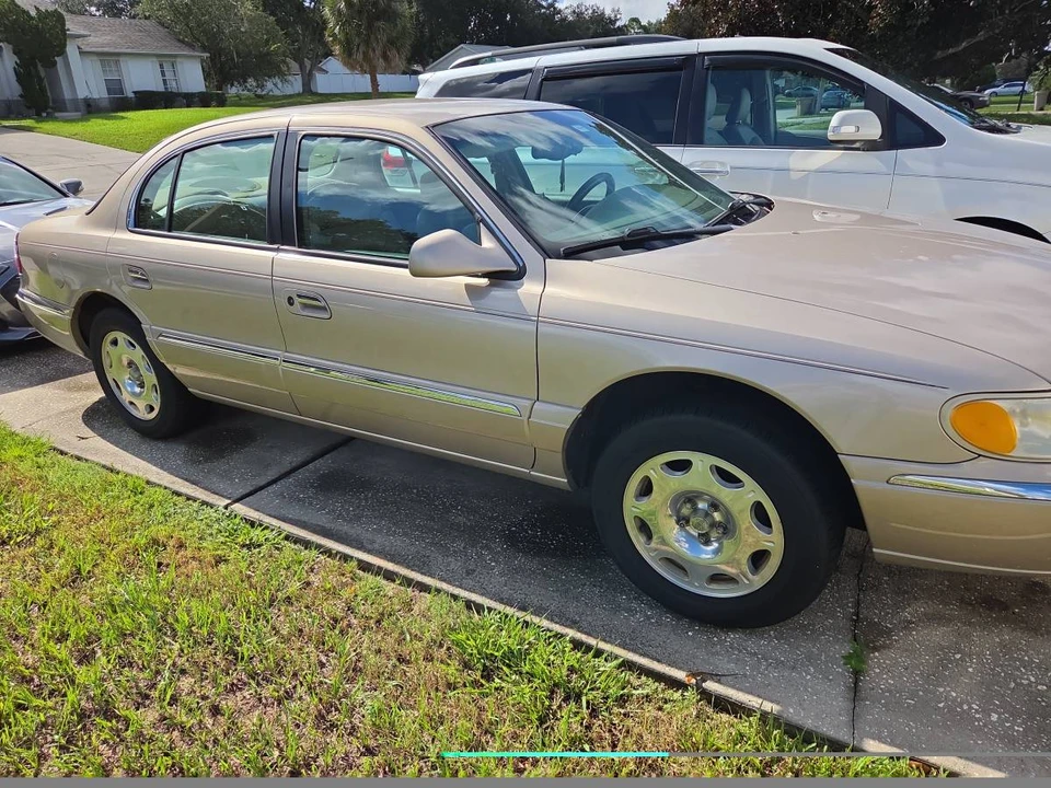 1998 Lincoln Continental 9th Gen - Image 10 of 10