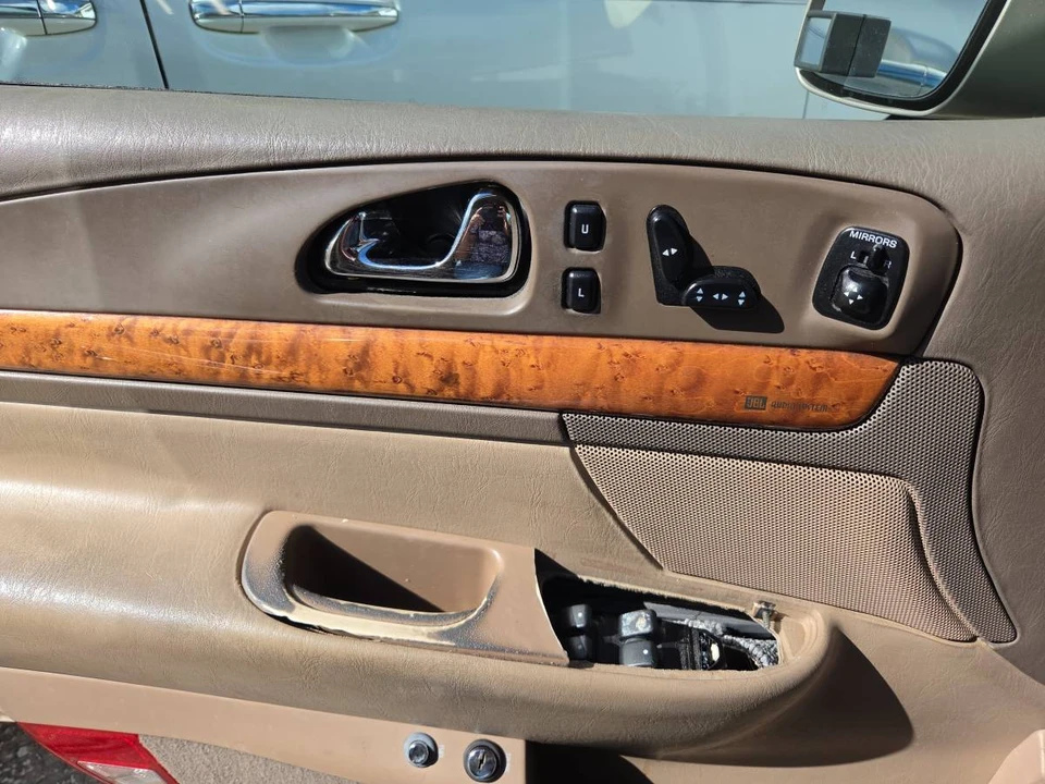 1998 Lincoln Continental 9th Gen - Image 4 of 10