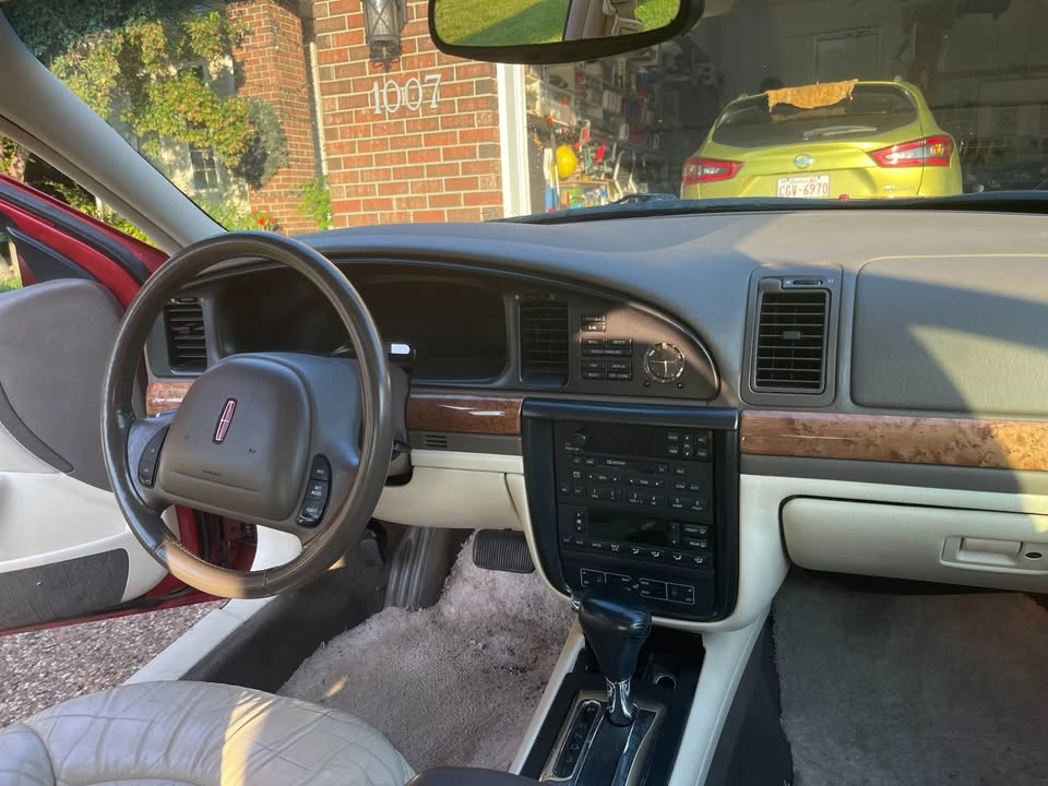 1998 Lincoln Continental 9th Gen - Image 6 of 12