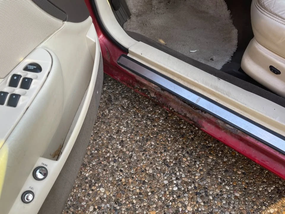 1998 Lincoln Continental 9th Gen - Image 11 of 12